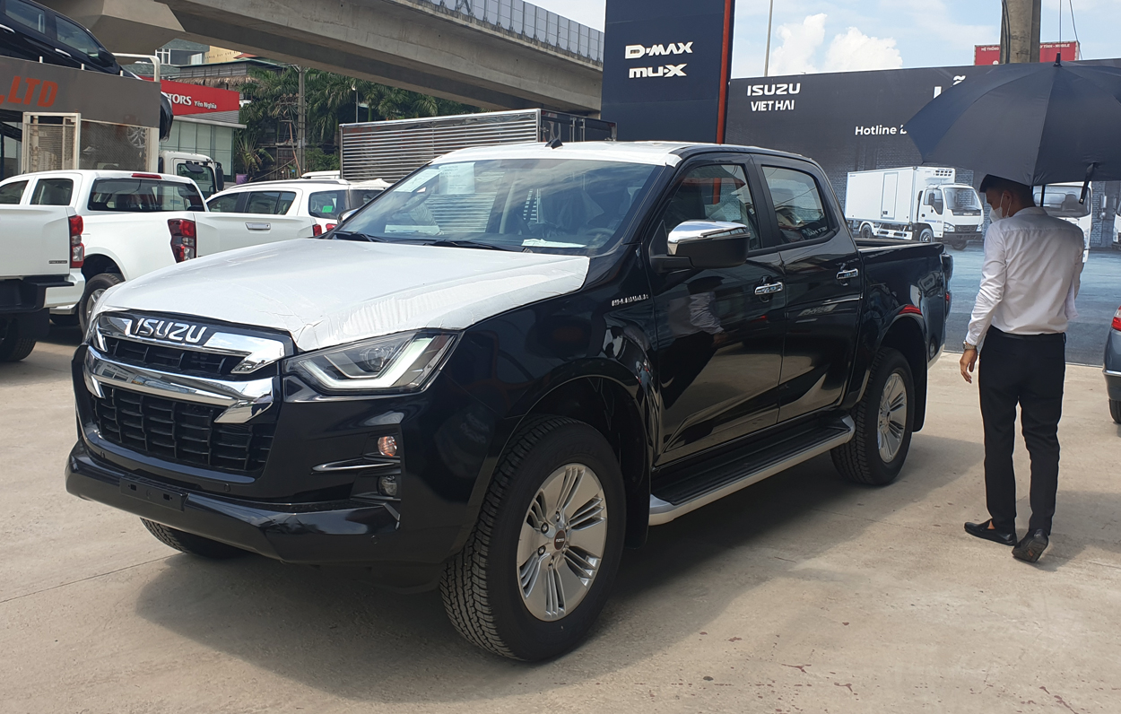 isuzu dmax 2022 số sàn