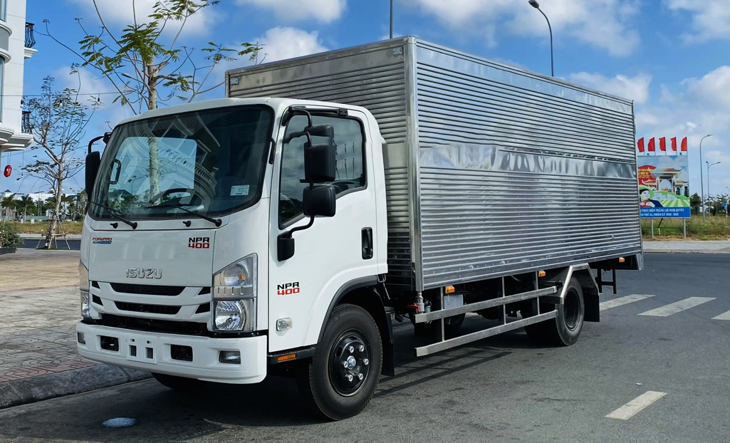 xe tải isuzu npr400