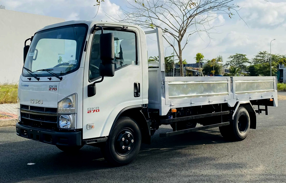 isuzu qkr 270 đầu vuông