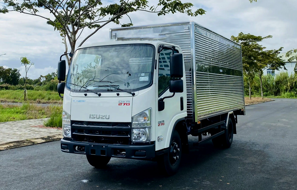 isuzu qkr 270 đầu vuông