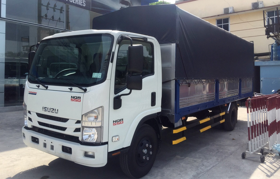 xe tải isuzu nqr 550