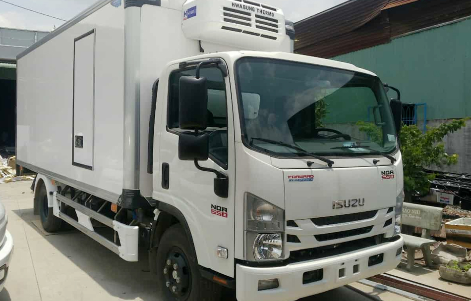 xe tải isuzu nqr 550