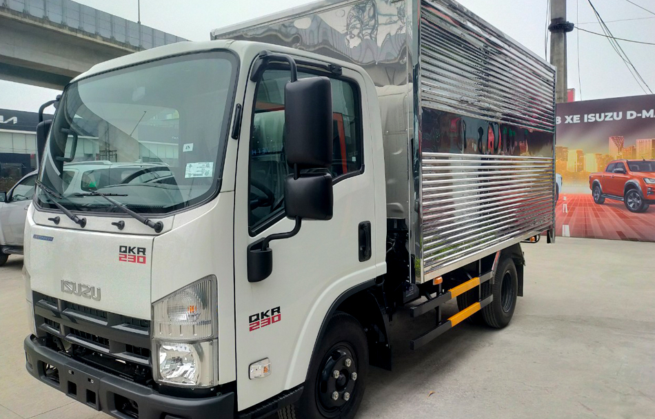 xe tải isuzu qkr 230 thùng kín