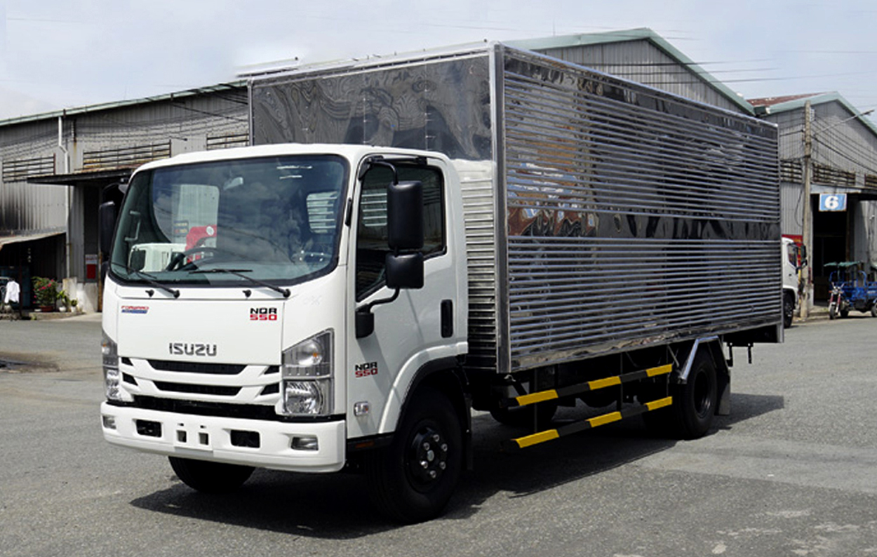 xe tải isuzu nqr 550