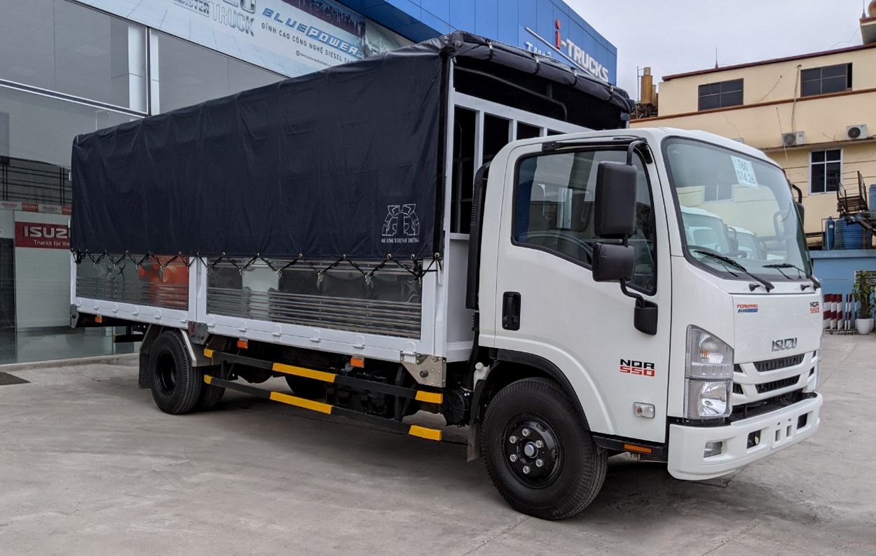 xe tải isuzu nqr 550