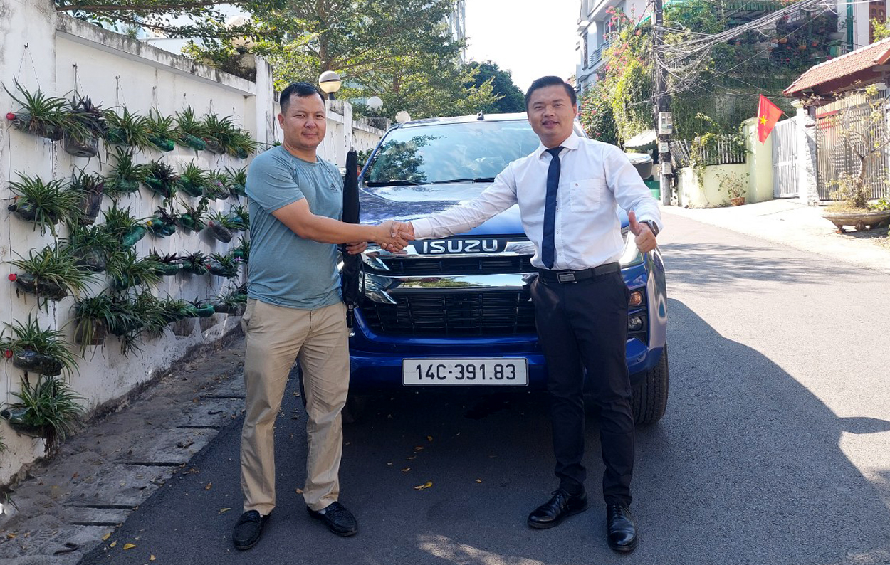 isuzu khuyến mại