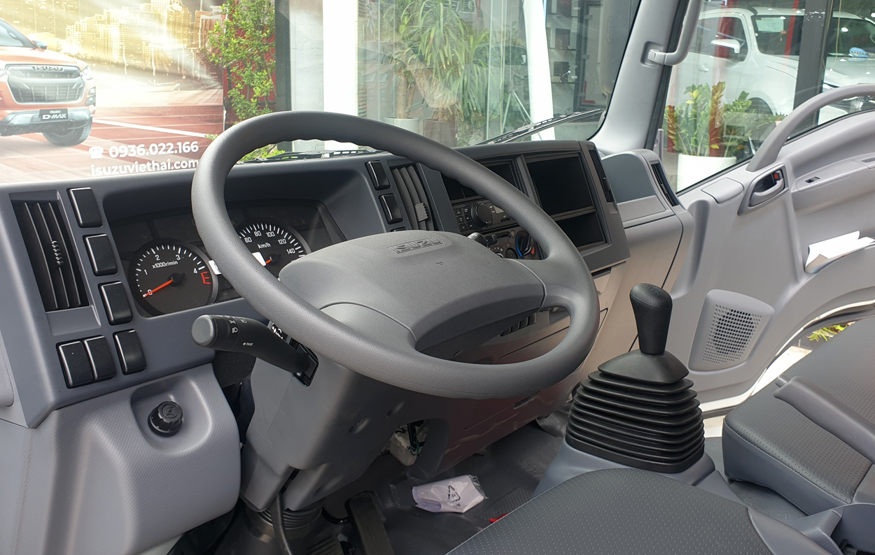 xe tải isuzu npr 400